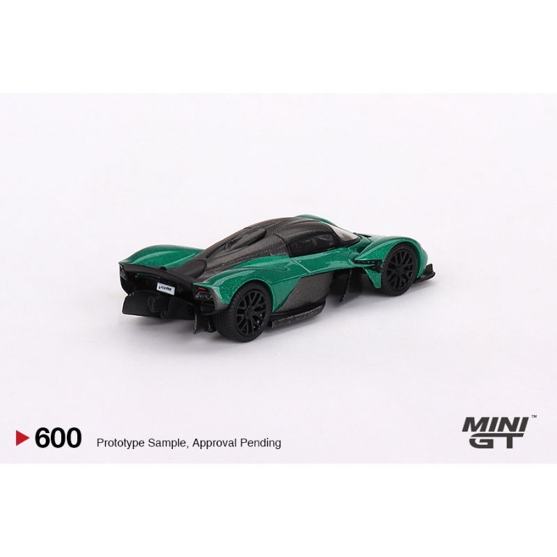 Mô hình xe Aston Martin Valkyrie 1:64 MiniGT