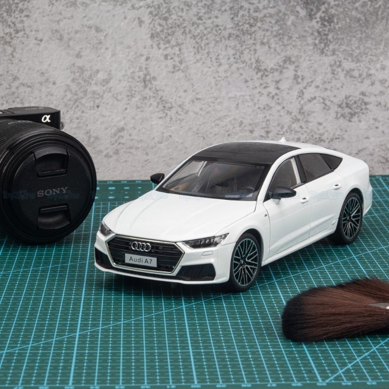  Mô hình xe Audi A7 1:24 Jinlifang 