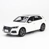 Mô hình xe Audi Q5L 2017 White 1:18 Dealer tốt nhất việt nam (2)