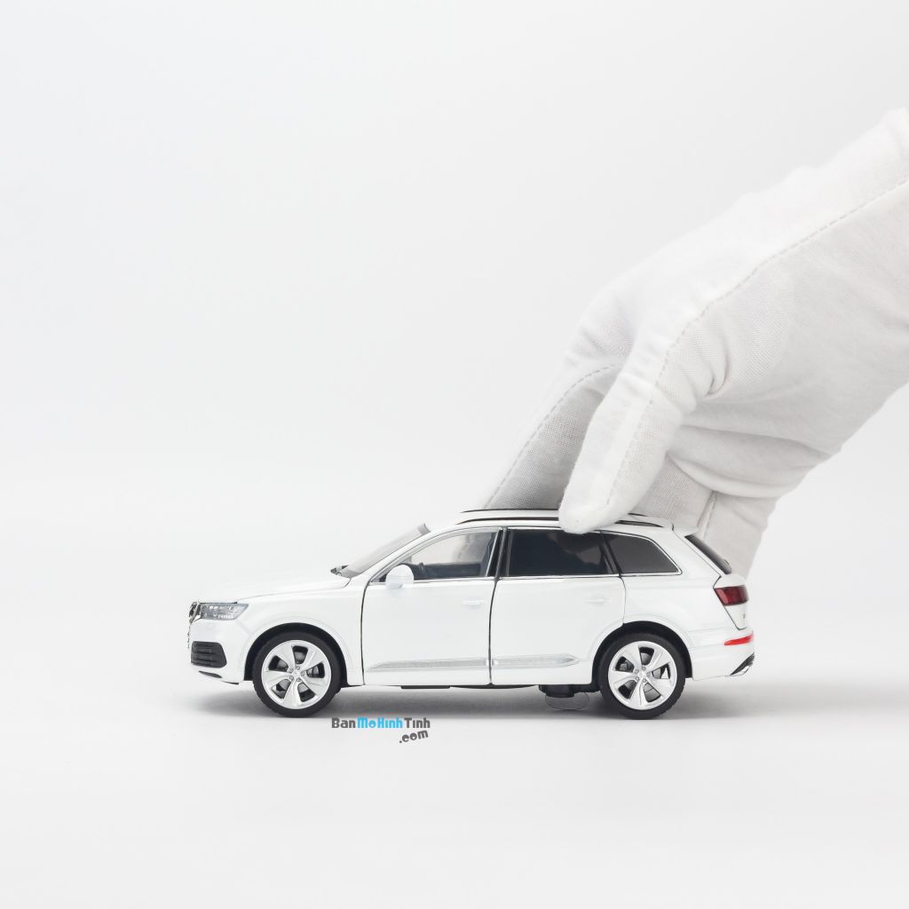 Mô hình xe Audi Q7 1:32 Jackiekim White (6)
