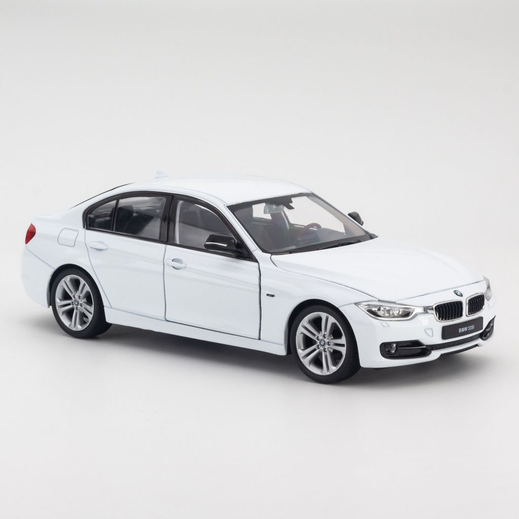  Mô hình xe BMW 335i 1:24 Welly 