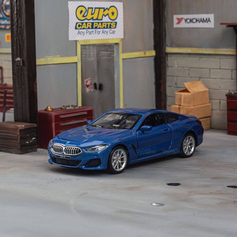  Mô hình xe BMW 850i Coupe 1:32 Caipo 