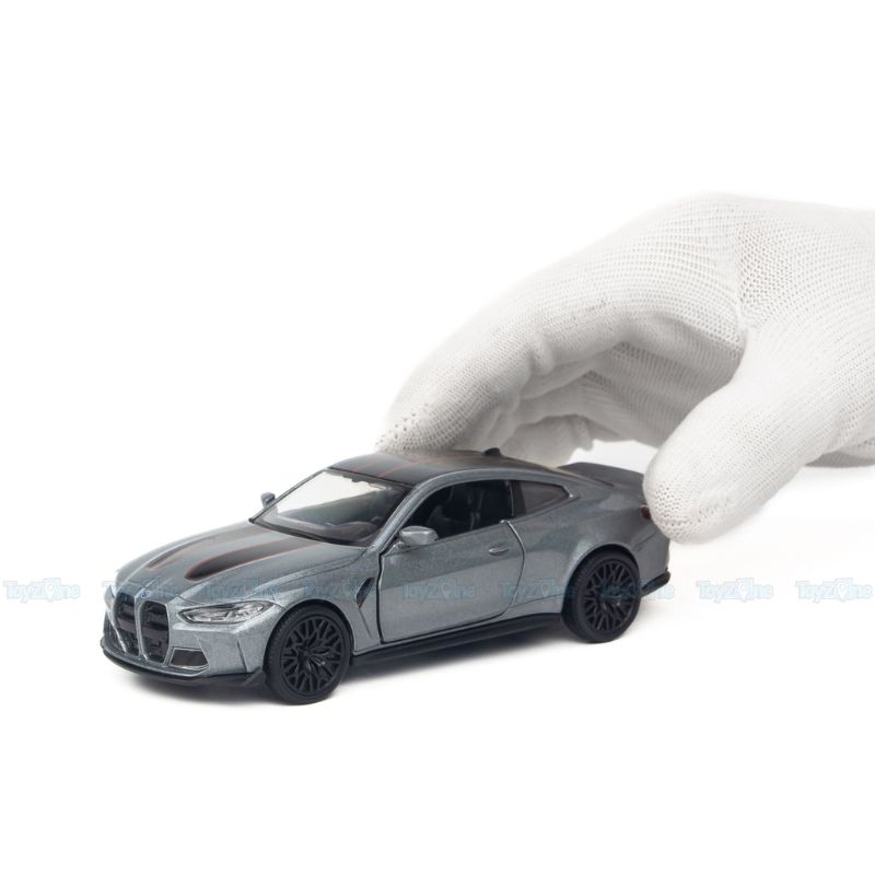 Mô hình xe BMW M4 CSL 1:36 HUADAWEI