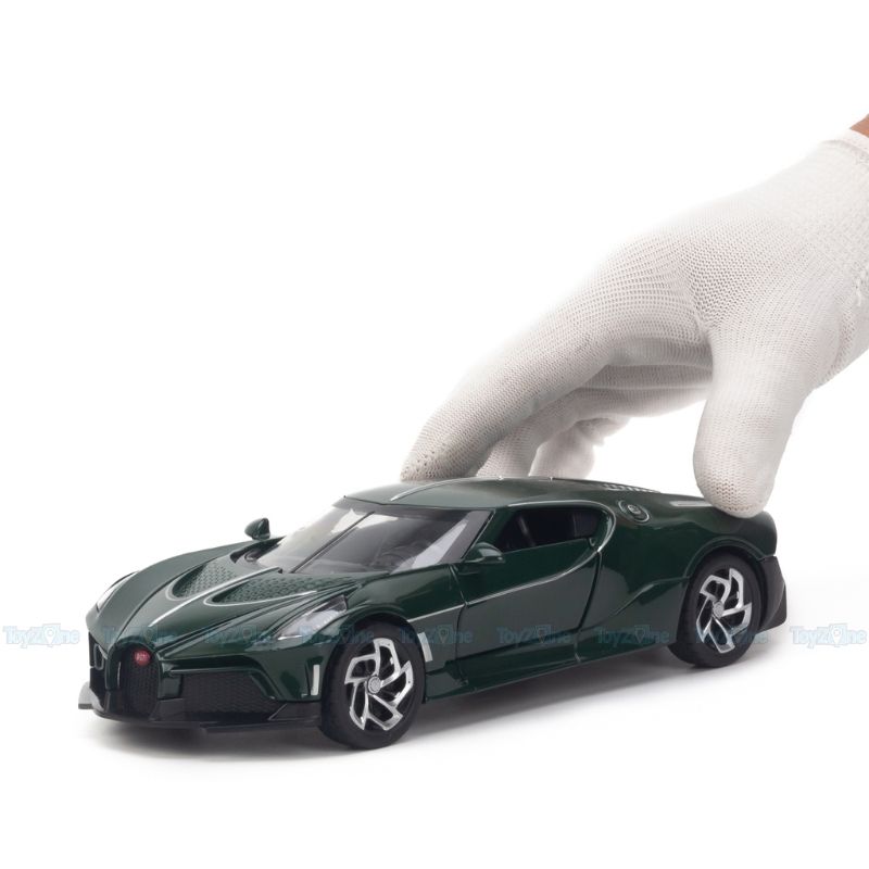 Mô hình xe Bugatti La Voiture Noire 1:24 Alloy Model