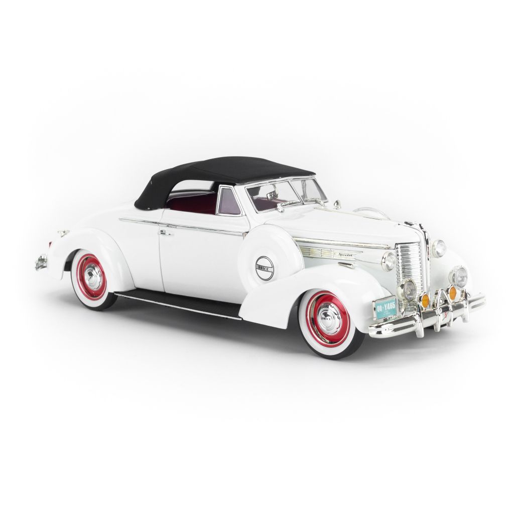 Mô hình xe Buick Century 1938 1:18 Signature White