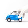 Mô hình xe cổ BMW Isetta 1:18 Welly Blue (4)