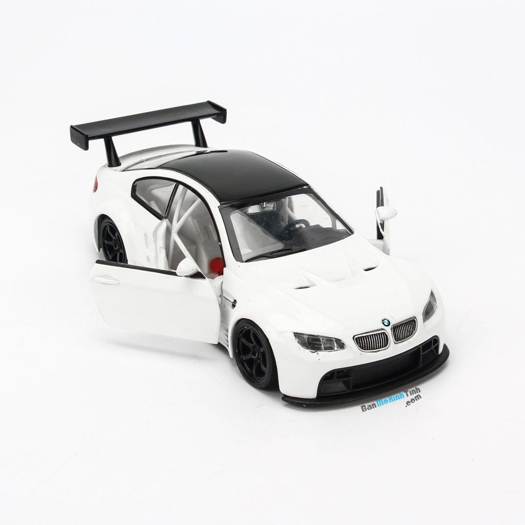 Mô hình xe BMW M3 GT 1:32 UNI