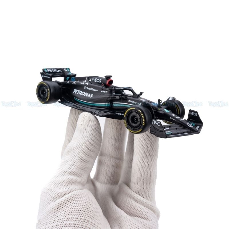  Mô hình xe F1 Mercedes-AMG W14 E Performance 1:43 BBURAGO 