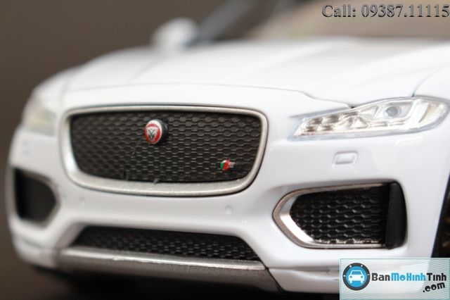 Mô hình xe Jaguar F-Pace 1:24 Welly
