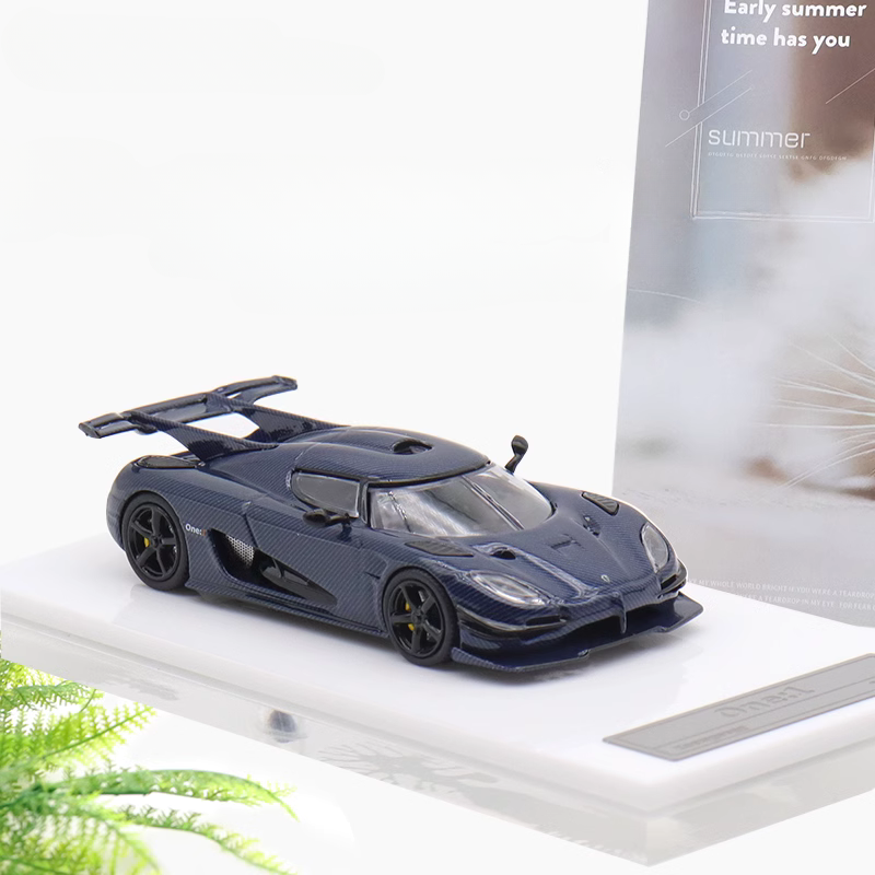 Mô hình xe Koenigsegg Agera One:1 1:64 HKM