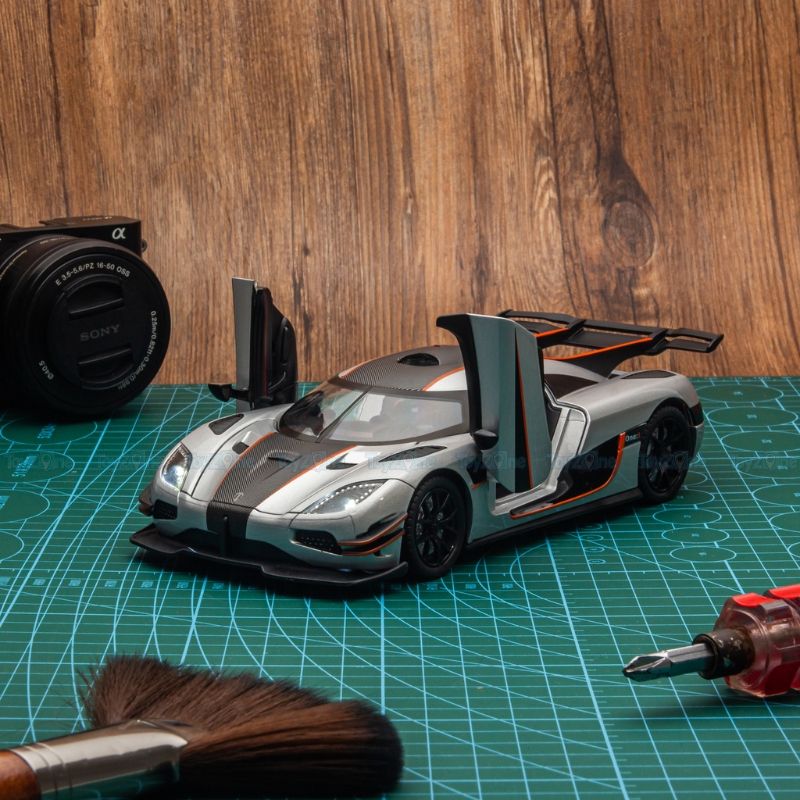 Mô hình xe Koenigsegg One:1 1:24 Newao