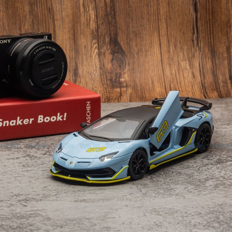 Mô hình xe Lamborghini Aventador SVJ 63 1:24 CCA