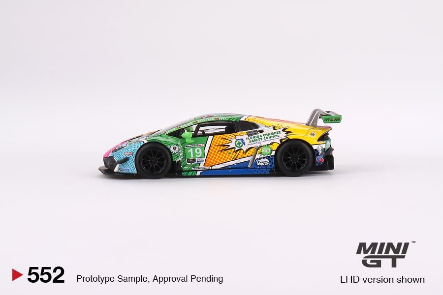 Mô hình xe Lamborghini Huracan GT3 Evo 1:64 MiniGT