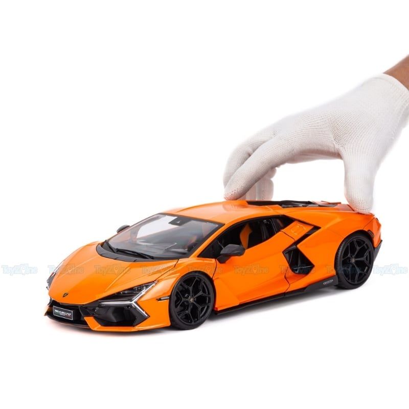 Mô hình xe Lamborghini Revuelto 1:18 Maisto