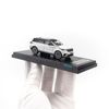 Mô hình xe suv Land Rover Velar 1:64 LCD White (8)