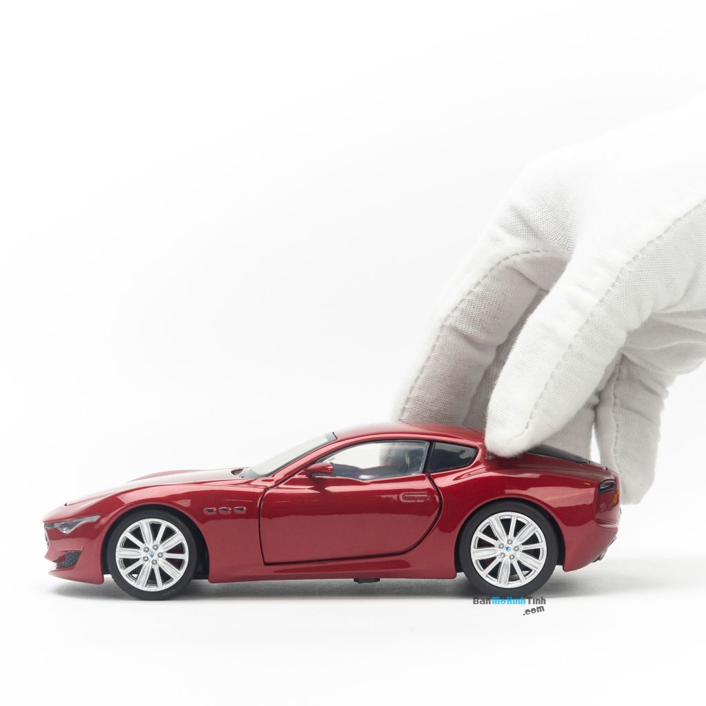 Mô hình xe Maserati Alfieri 1:32 Jackiekim