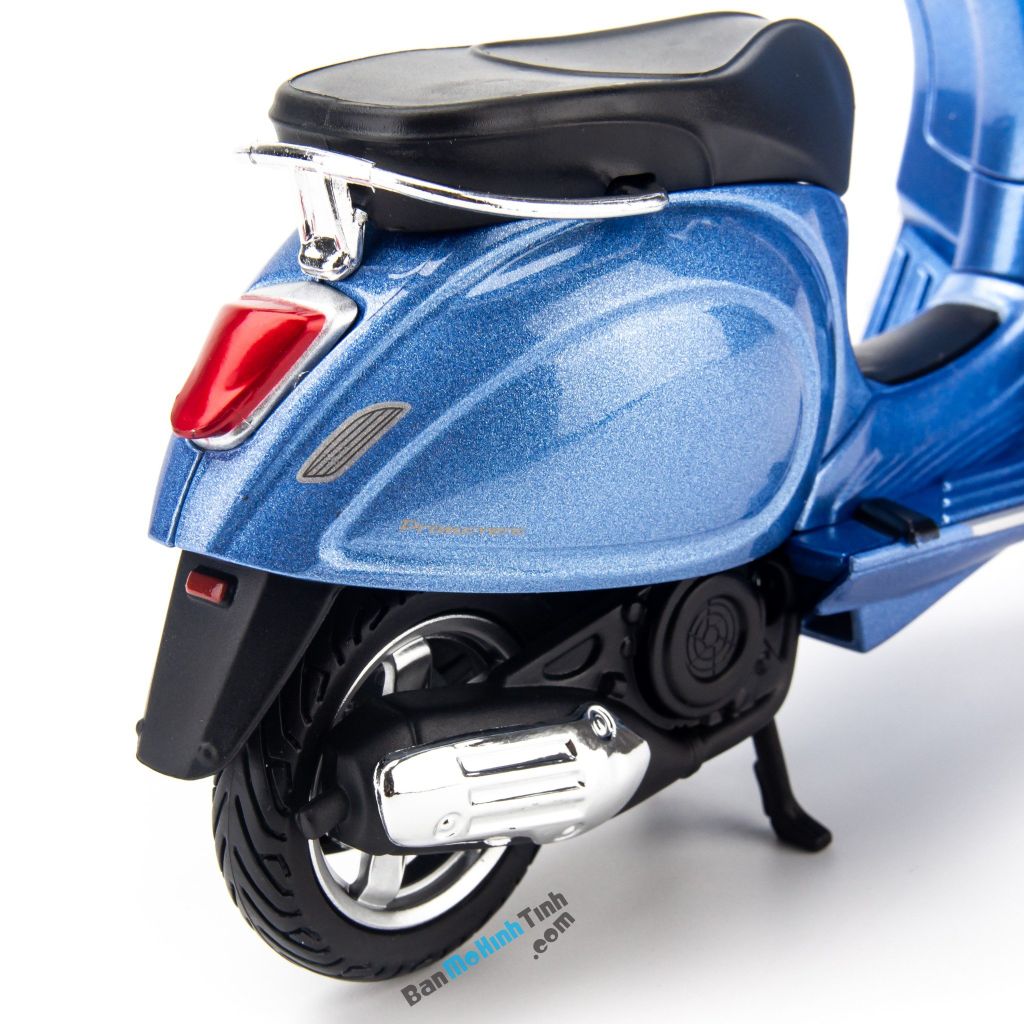 Mô hình xe máy Vespa Primavera 150 1:12 Maisto Blue (13)