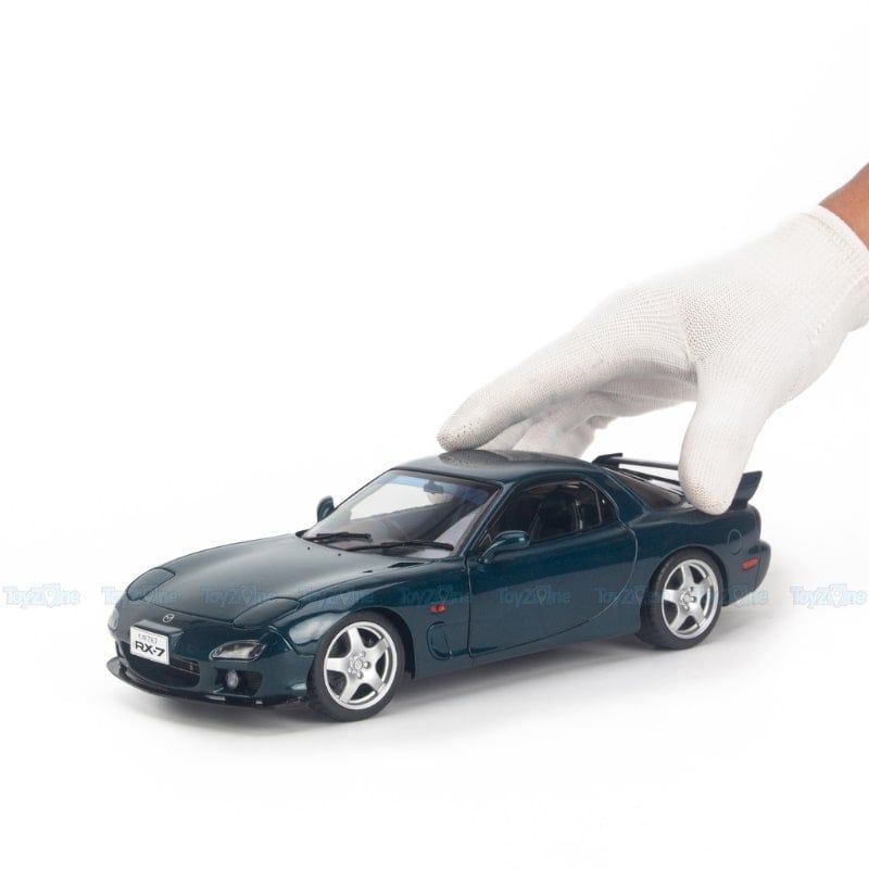  Mô hình xe Mazda RX7 Type RS (FD3S) 1:18 Solido 