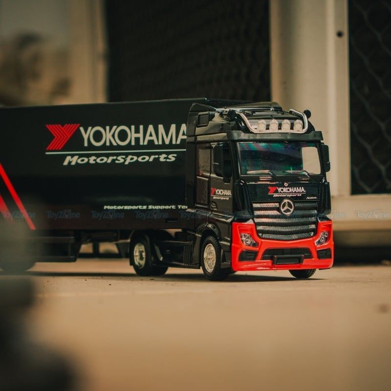 Mô hình xe Container Mercedes Actros Gigaspace Hauler Trailer 1:43 BBURAGO