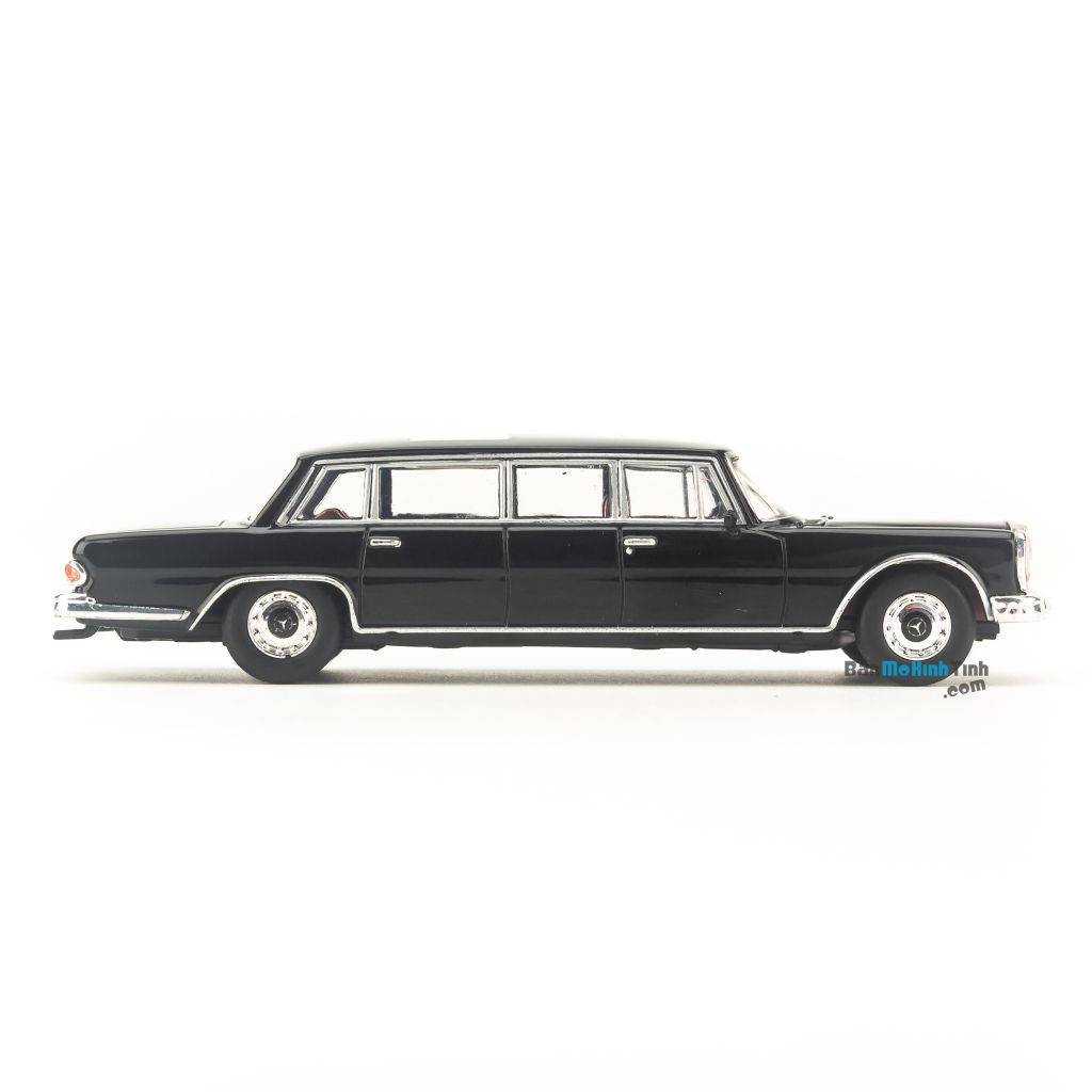 Mô hình xe Mercedes Benz 600 Pullman W100 1966 1:64 DCT