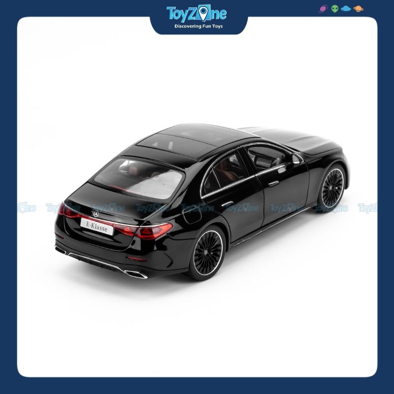 Mô hình xe Mercedes Benz E Class E450 W214 1:18 ISCALE 
