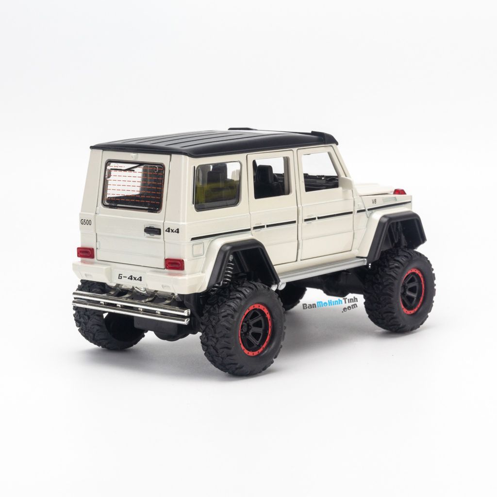 Mô hình xe Mercedes Benz G63 AMG 4x4 1:32 Chezhi White (2)