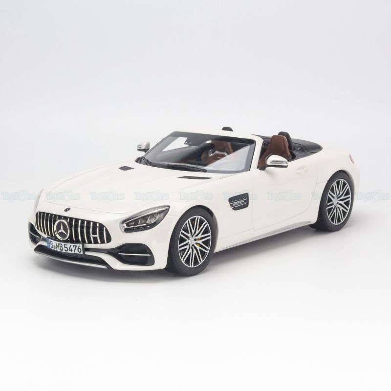 Mô hình xe Mercedes-Benz GTC 2019 1:18 Norev