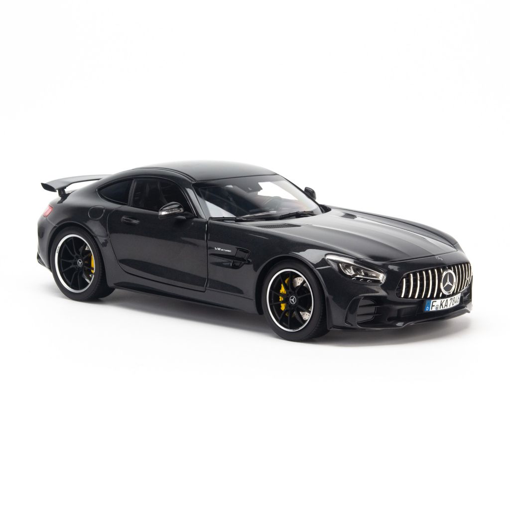  Mô hình xe Mercedes-Benz GTR 2019 1:18 Norev 