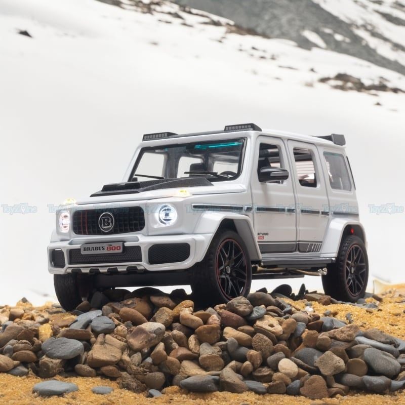 Mô hình xe Mercedes Brabus G800 1:24 Miniauto
