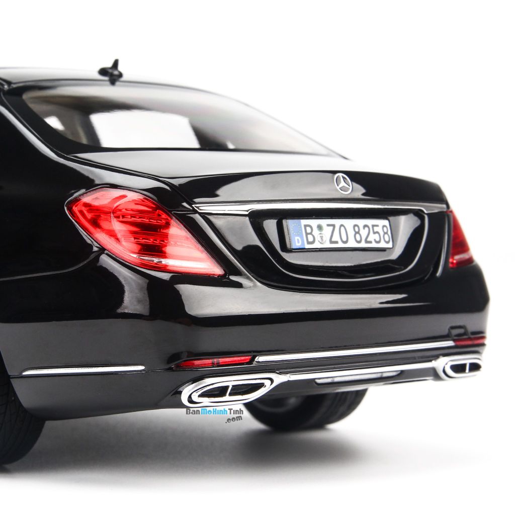 Mô hình xe Mercedes Maybach S650 W222 2019 1:18 Norev