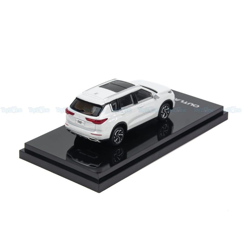 Mô hình xe Mitsubishi Outlander 2021 1:64 JKM