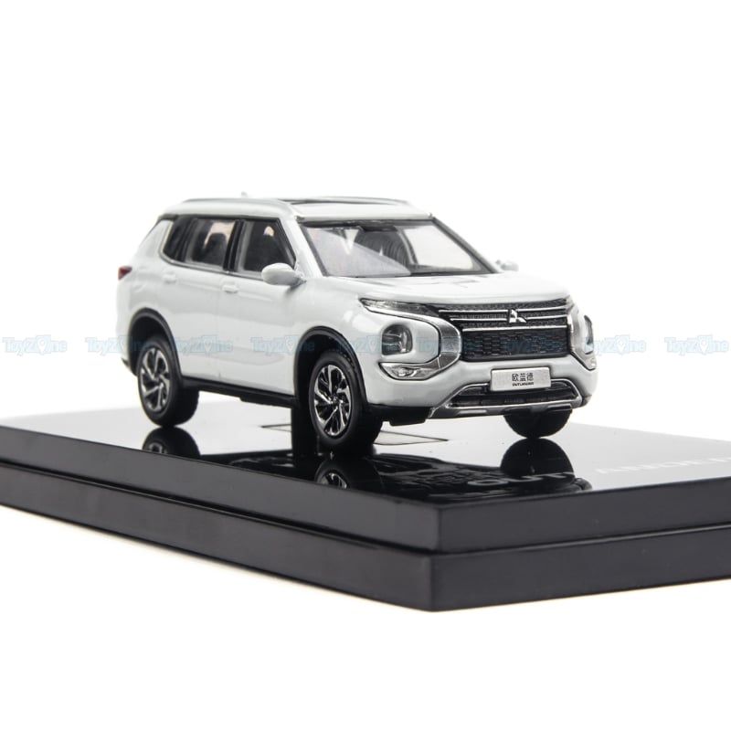 Mô hình xe Mitsubishi Outlander 2021 1:64 JKM
