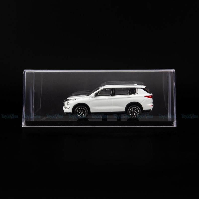 Mô hình xe Mitsubishi Outlander 2021 1:64 JKM