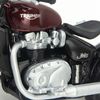 Mô hình xe mô tô Triumph Bonneville Bobber 1:18 Bburago 18-51067