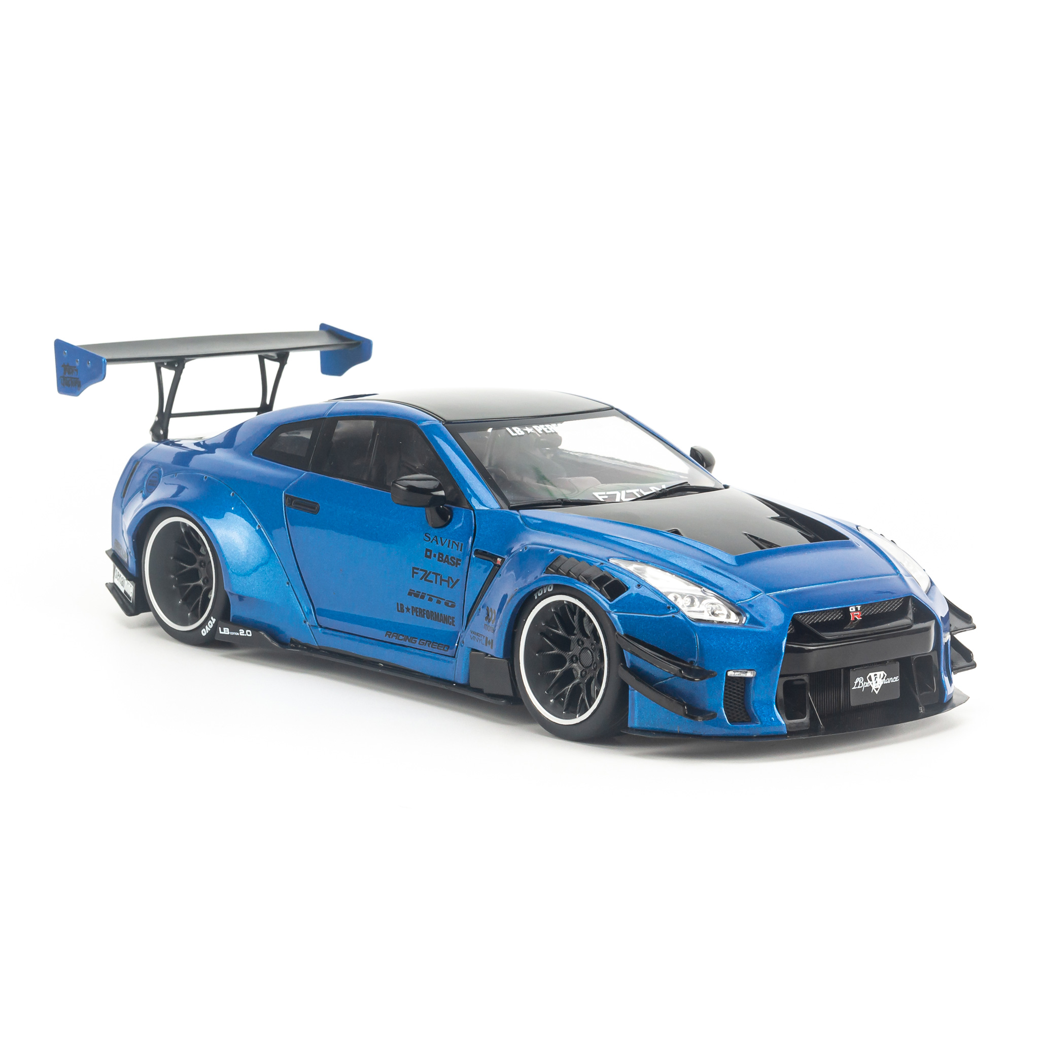 Mô Hình Xe Nissan GT R Tỉ Lệ 124 Màu Đỏ
