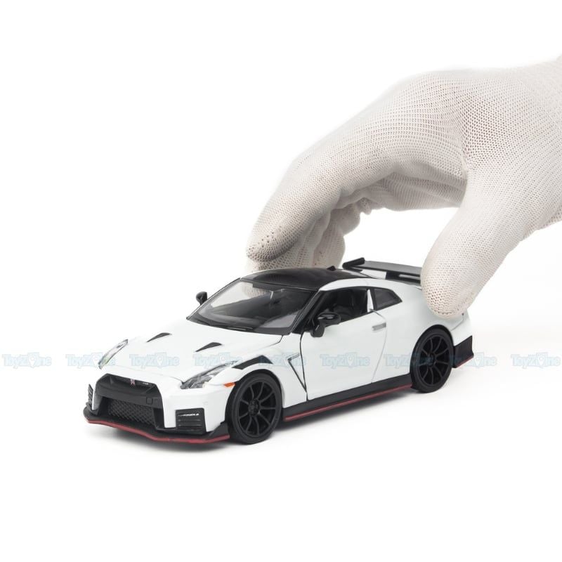  Mô hình xe Nissan GTR R35 Nismo 1:32 HUADAWEI 