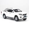  Mô hình xe Nissan Navara White 1:18 Dealer 