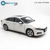 Mô hình xe Honda Accord 2018 White 1:18 Dealer