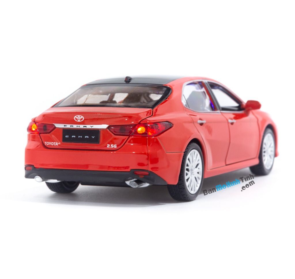  Mô hình xe Toyota Camry 2019 1:32 Caipo 
