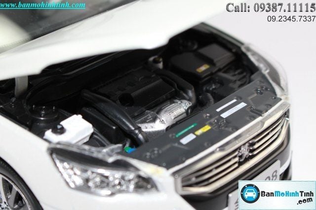 Mô hình xe Peugeot 508 White 1:18 Paudi