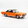  Mô hình xe Pontiac GTO Hurst Edition 1965 1:18 Maisto - 31885 