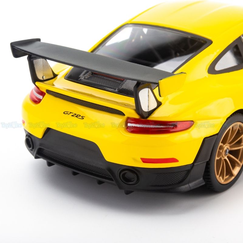  Mô hình xe Porsche 911 GT2 RS 1:24 MAISTO 