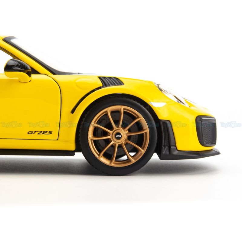  Mô hình xe Porsche 911 GT2 RS 1:24 MAISTO 