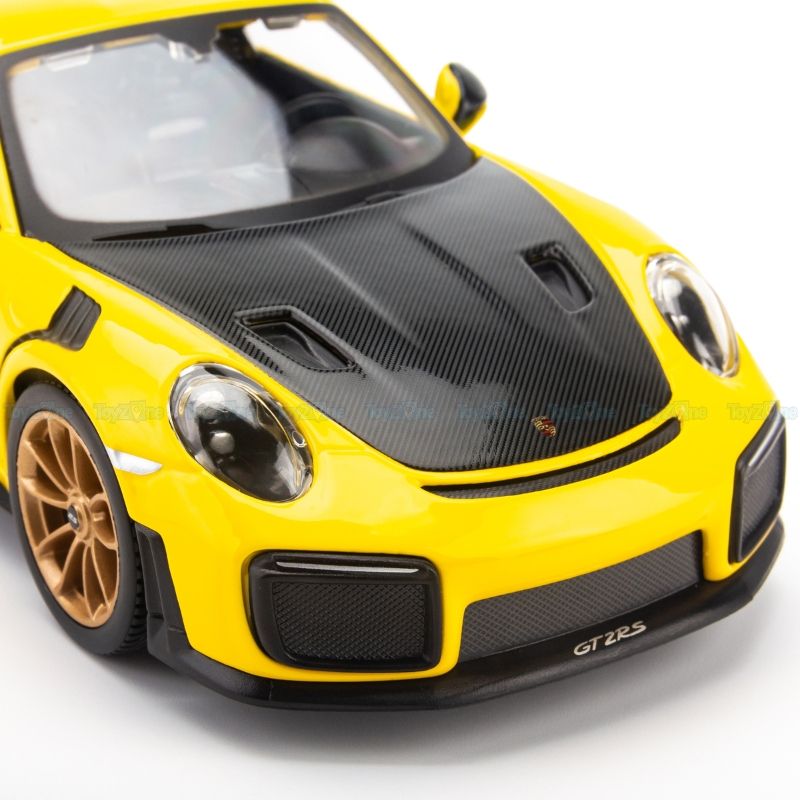 Mô hình xe Porsche 911 GT2 RS 1:24 MAISTO 