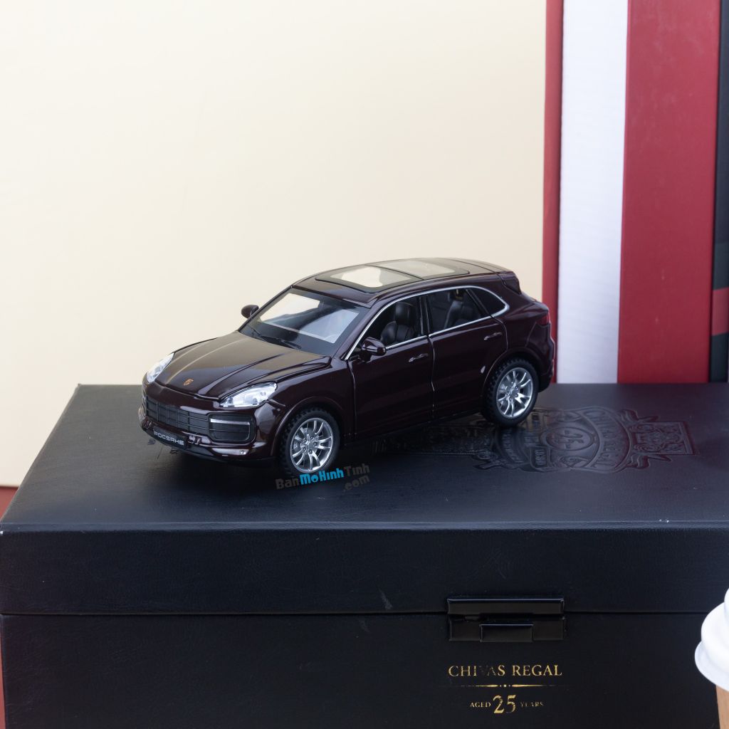 Mô hình xe Porsche Cayenne Turbo 1:32 Doublehorses