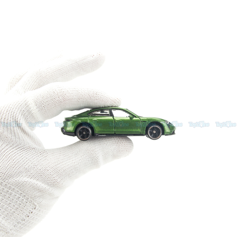 Mô hình xe Porsche Taycan Turbo S 1:64 Bburago