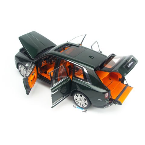 Nhập 2 mô hình RollsRoyce Cullinan giá hơn 2 tỷ đồng đầu tiên Việt Nam  người bán chia sẻ Chỉ người có xe thật mới mua được