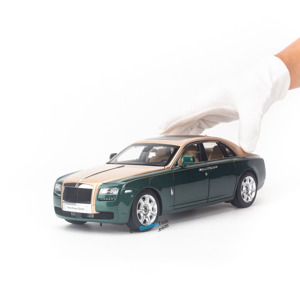 Replica Model Car Ghost Black Badge 118