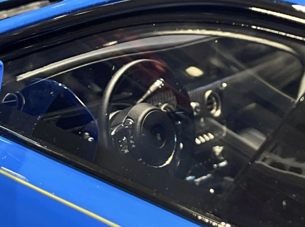  Mô hình xe Rolls Royce Ghost 2022 1:18 MotorHelix 