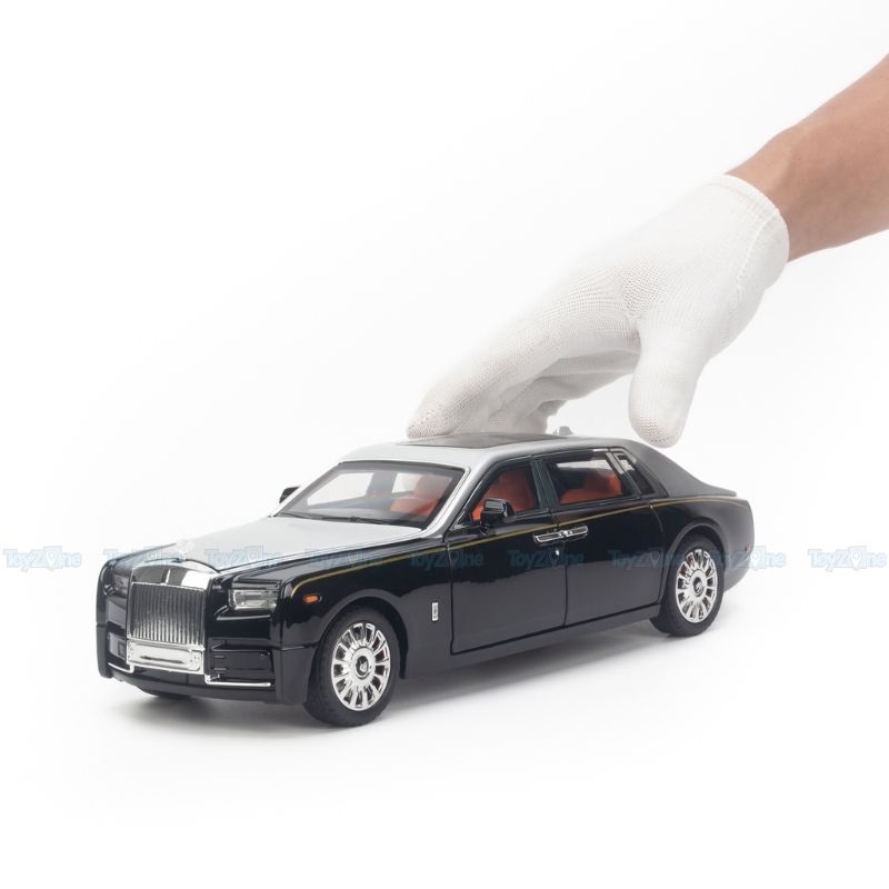 Mô hình xe Rolls Royce Phantom VIII 1:18 Chezhi
